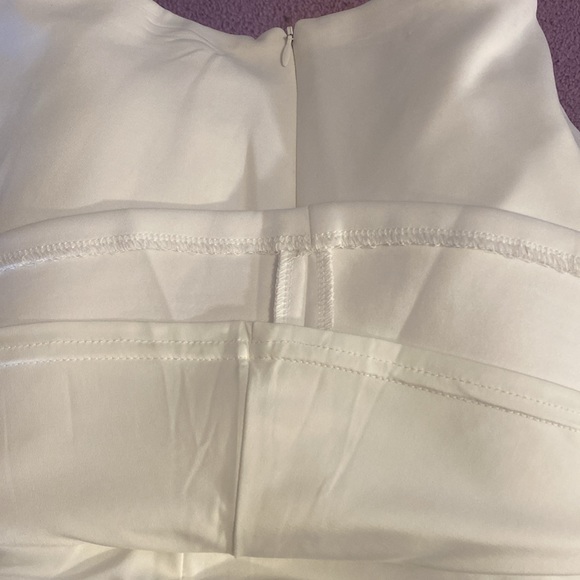 A-line Pure White Skirt - Picture 4 of 5